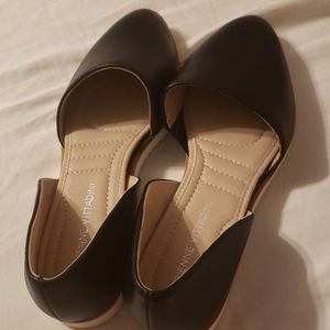Adrienne Vittadini flat shoes